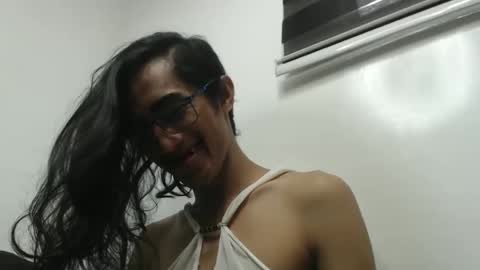 Snapshot of awake_my_bighardcock chatting on March 11, 4:51 am nahara online show from March 11, 4:51 am