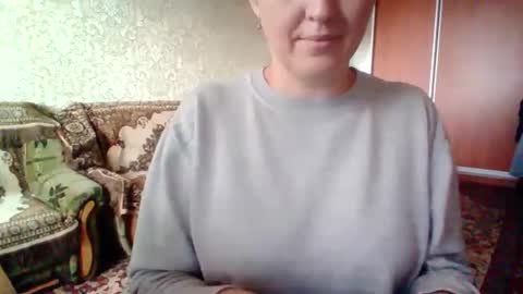 awesomeladyy online show from September 25, 8:32 am