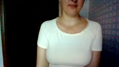awesomeladyy online show from June 18, 5:57 am