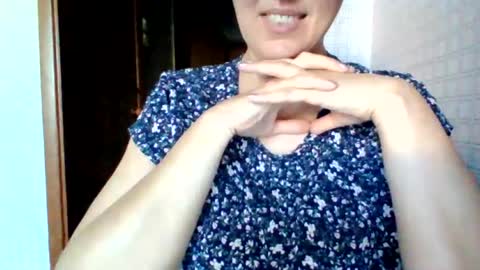awesomeladyy online show from June 21, 7:37 am