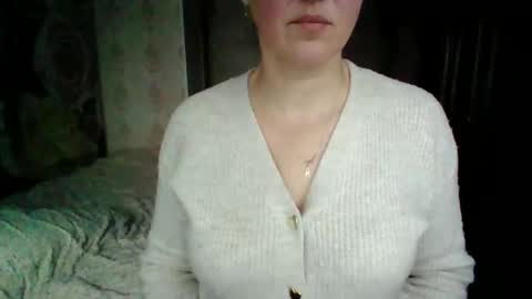 awesomeladyy online show from February 2, 1:52 pm