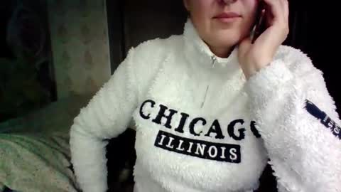 awesomeladyy online show from February 3, 8:46 am