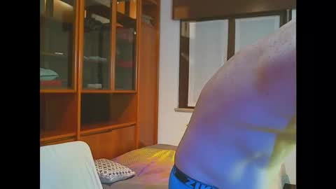 HappyNewSky here online show from January 31, 9:59 am