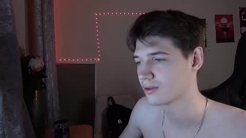 axel_0ne online show from February 2, 4:36 pm