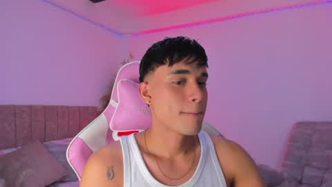 AXEL online show from June 12, 8:46 am
