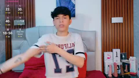 Axel Evanss online show from May 5, 1:17 pm