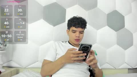 Axel Forte online show from October 15, 1:23 pm