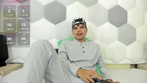 Axel Forte online show from October 27, 1:44 pm