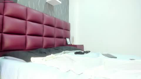 axel_grey_ online show from September 12, 5:26 pm