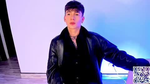 Axel online show from January 7, 1:32 am