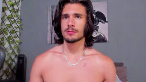 Snapshot of axel_owen chatting on February 7, 9:48 pm Axel online show from February 7, 9:48 pm