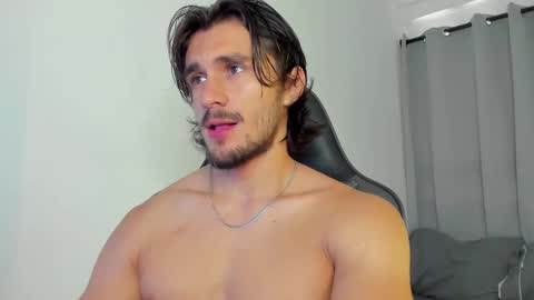 Snapshot of axel_owen chatting on September 30, 4:06 pm Axel online show from September 30, 4:06 pm