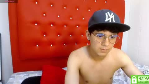 axel_rose20 online show from July 11, 4:28 am