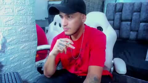 Axell Cross2 online show from February 23, 7:07 pm