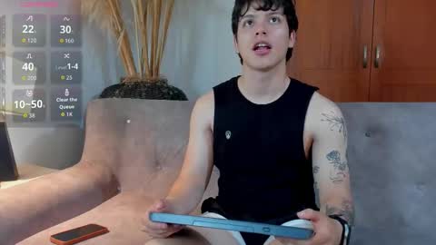 Axel Raven online show from December 4, 6:18 pm