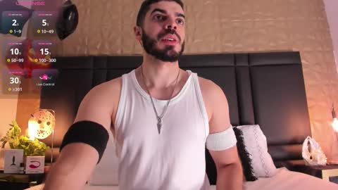 Axel Thompsom online show from October 18, 12:42 pm