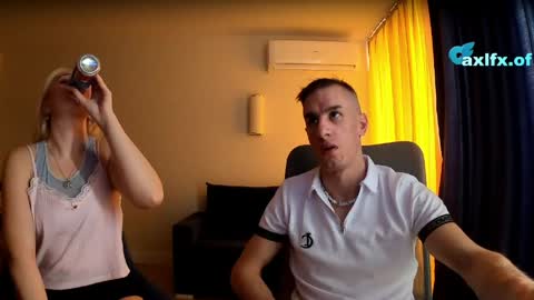 Axl online show from March 19, 10:43 am