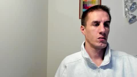 Axl online show from December 14, 10:38 pm