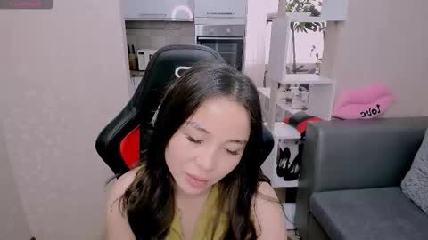 Snapshot of aya_moon chatting on October 3, 5:59 am Aya Moon online show from October 3, 5:59 am
