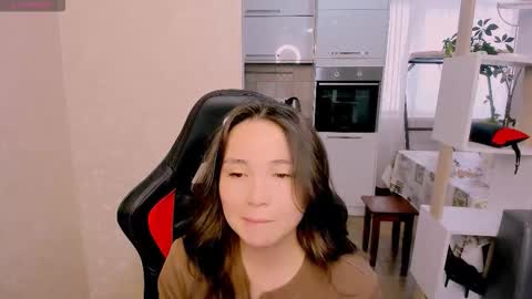 Snapshot of aya_moon chatting on October 17, 5:33 am Aya Moon online show from October 17, 5:33 am