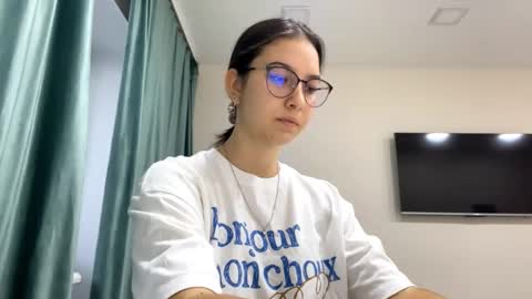 Allison online show from November 14, 7:21 am