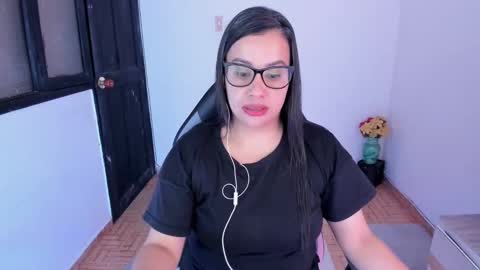 SandyMODELINDEPENDIENT online show from February 2, 1:02 am