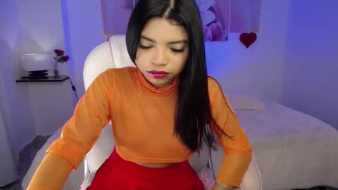 aylin_ross_ online show from March 3, 11:50 am