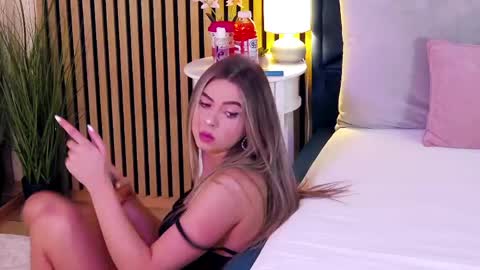 AylinRosee online show from April 22, 2:52 am