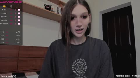 Snapshot of ayn3q chatting on January 6, 5:19 am AYNEK        fansly  online show from January 6, 5:19 am