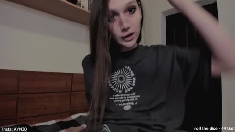 Snapshot of ayn3q chatting on January 16, 5:23 pm AYNEK        fansly  online show from January 16, 5:23 pm