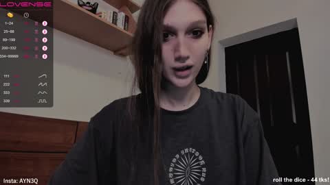 Snapshot of ayn3q chatting on January 6, 11:40 am AYNEK        fansly  online show from January 6, 11:40 am