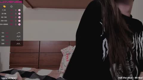 Snapshot of ayn3q chatting on December 23, 2:02 am AYNEK        fansly  online show from December 23, 2:02 am