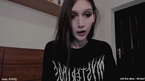 Snapshot of ayn3q chatting on January 19, 2:47 am AYNEK        fansly  online show from January 19, 2:47 am