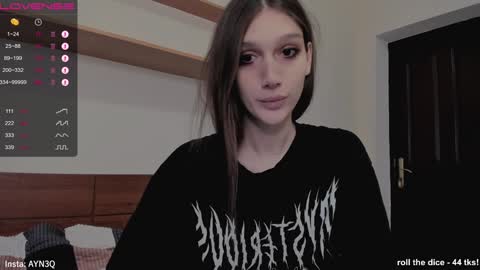 Snapshot of ayn3q chatting on December 8, 4:22 am AYNEK        fansly  online show from December 8, 4:22 am