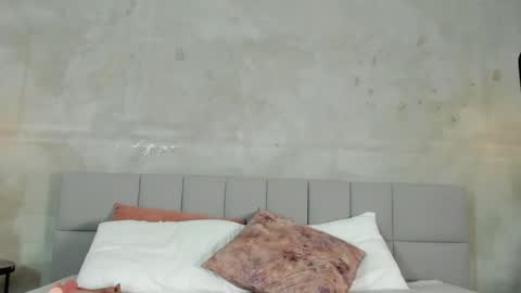 aynaraross1 online show from November 13, 5:10 am