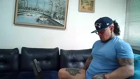 Snapshot of ayrton_naffah2 chatting on September 30, 7:35 pm Ayrton naffah2 online show from September 30, 7:35 pm