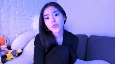 Ayumi online show from January 8, 8:36 pm