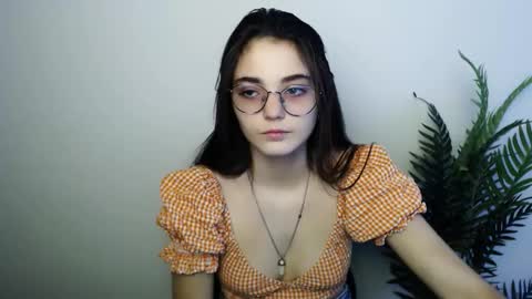 azumi_chan_ online show from November 29, 10:01 am