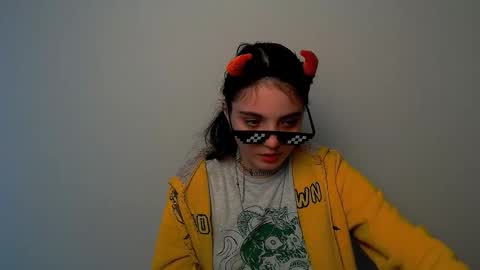 azumi_chan_ online show from October 12, 1:26 pm