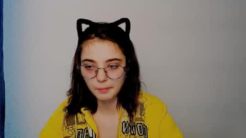 azumi_chan_ online show from January 19, 10:03 am