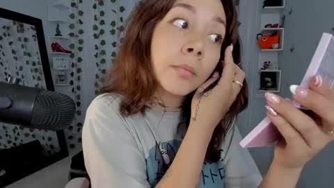 azumi saan online show from December 16, 2:19 am