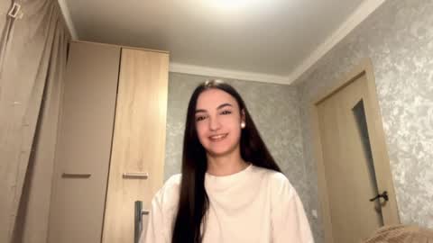 Mary online show from April 3, 5:20 pm