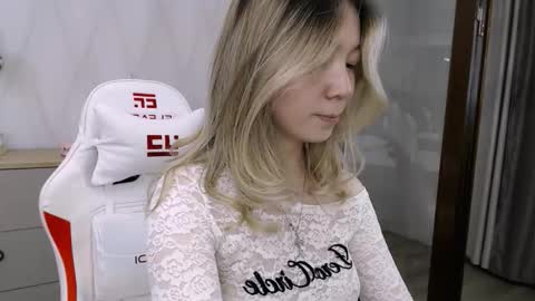 Snapshot of babby_rabbit_ chatting on September 17, 1:14 pm Cute Raby online show from September 17, 1:14 pm