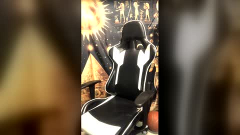 babecalvinwatts online show from January 16, 4:32 am