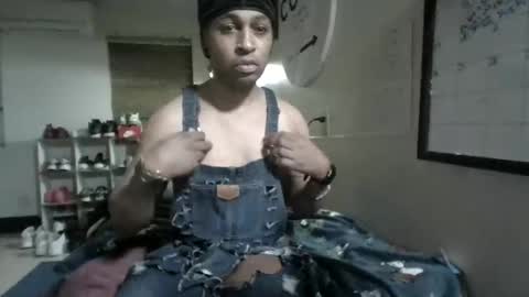 babecalvinwatts online show from January 14, 7:38 am