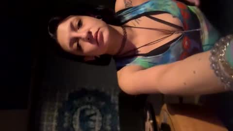 Snapshot of baby_buddha chatting on March 7, 5:29 am baby buddha  online show from March 7, 5:29 am