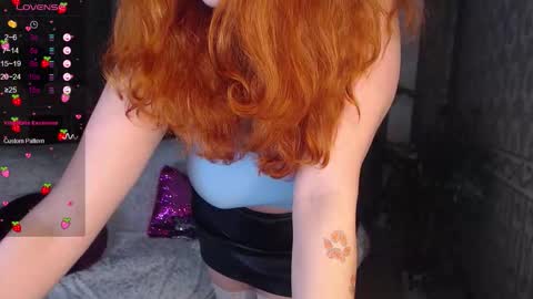 Snapshot of baby_little_fox chatting on October 15, 1:23 pm baby_little_fox online show from October 15, 1:23 pm
