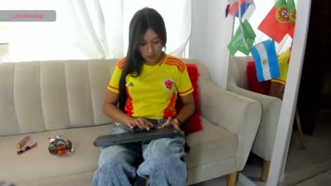 Miel online show from June 27, 8:04 pm