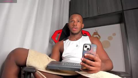 Snapshot of baby_smith chatting on September 10, 3:51 am FOLLOW ME online show from September 10, 3:51 am