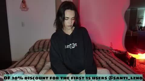 santi online show from April 20, 7:28 pm